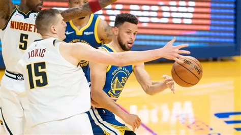 nba playoffs 2022 start date.
